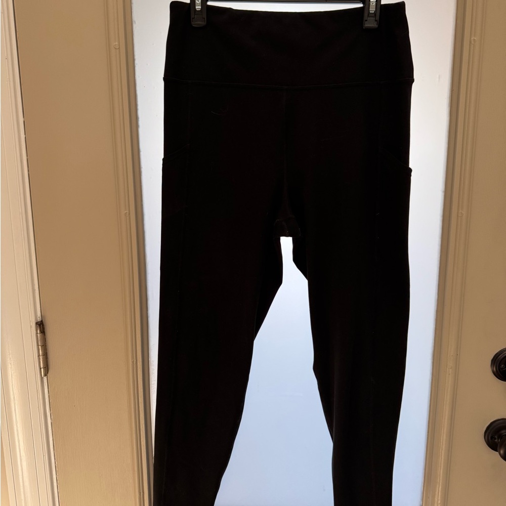 American Eagle “everything” legging size XL